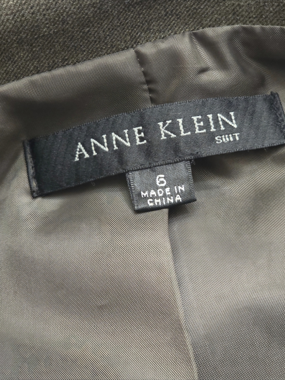 LNWOT Anne Klein Classic Two-Piece Dress Suit in Brown/Olive Green Sz 6 - Picture 12 of 13